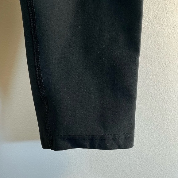 Nike Dri-FIT “Legend One” Cropped Training Pants – Black (XS) Leggings - Picture 4 of 10